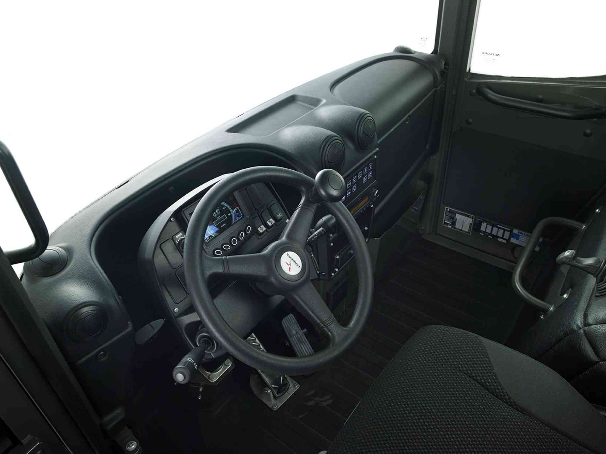 Habillage tracteur pour la distribution
